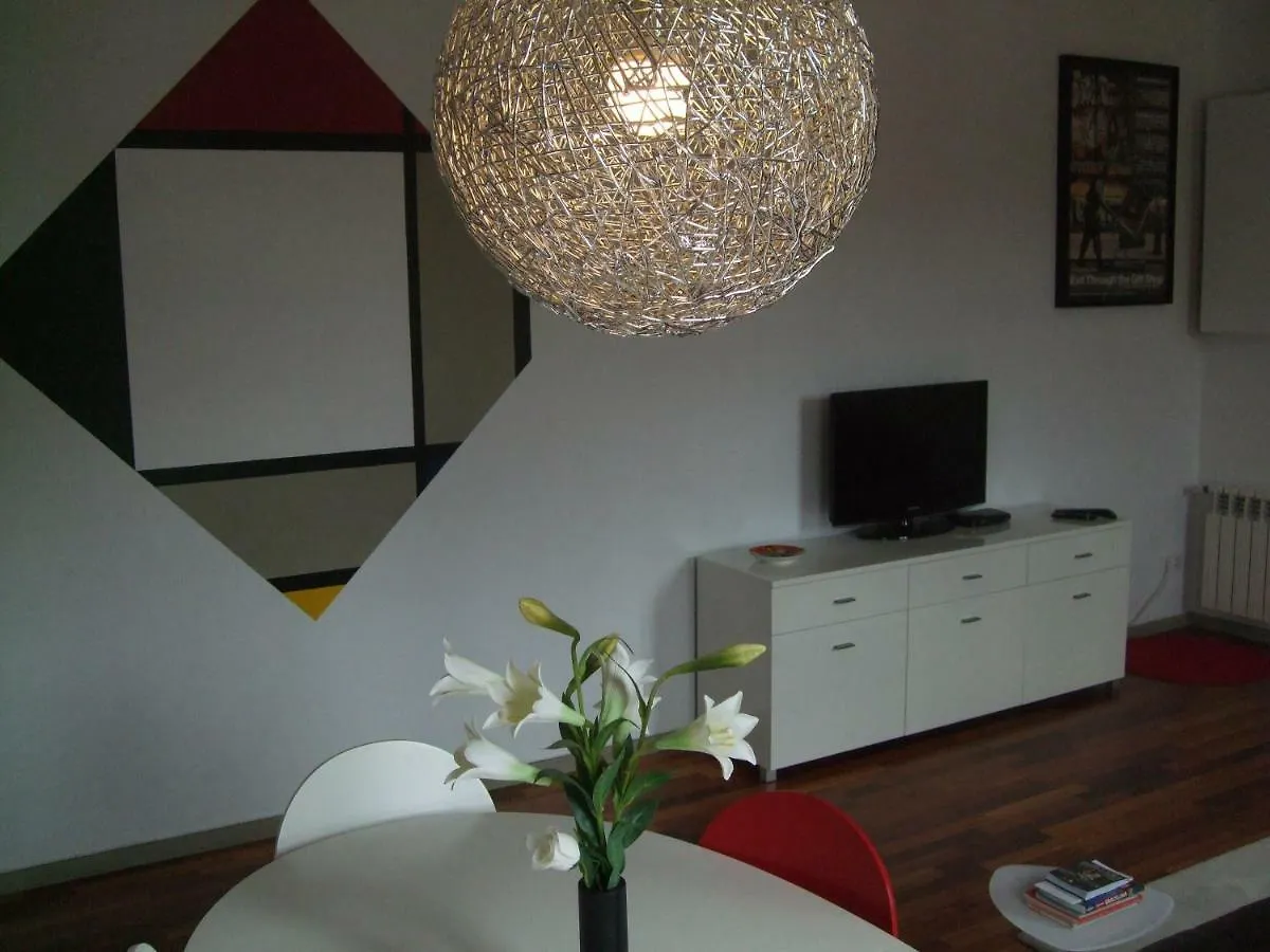 Torres Rojo Apartment Barcelona